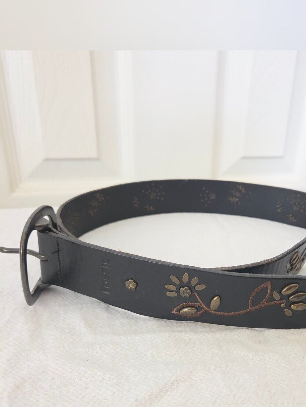 Fossil Black Leather Floral Accent Belt